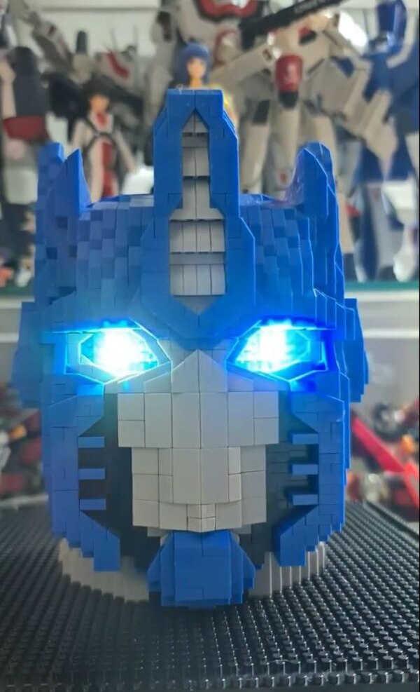 NeZha Transformers Optimus Prime Head Brick Building Set  (5 of 7)